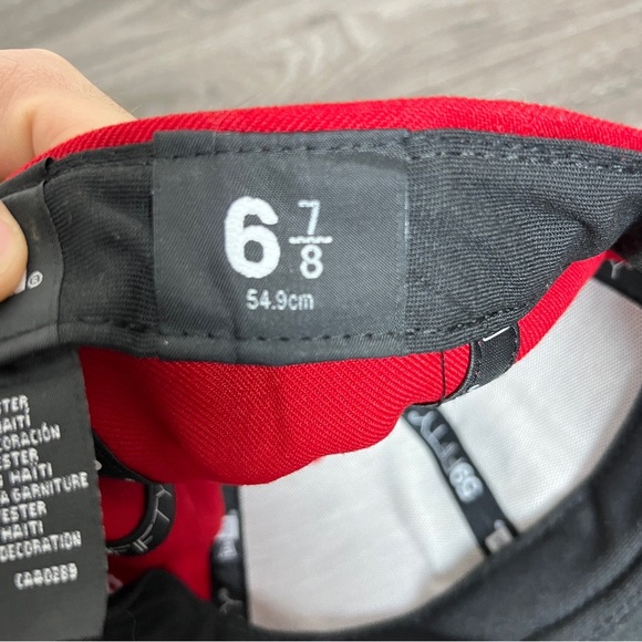 St. Louis Cardinals New Era Red Baseball Cap with Logo Size 6 7/8 - Picture 7 of 8